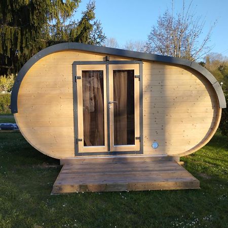 Camping Des Ribieres Confolens Eksteriør bilde