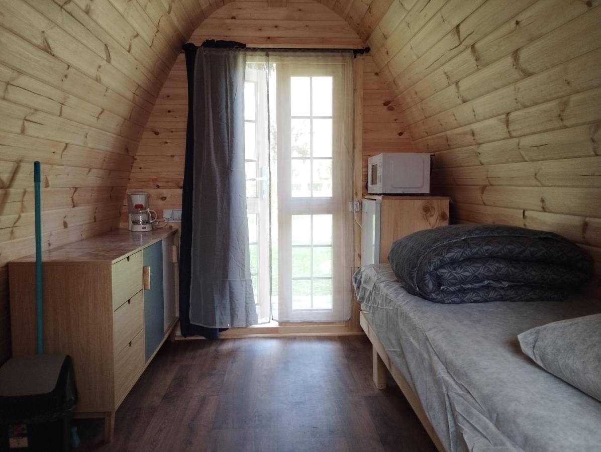 Camping Des Ribieres Confolens Eksteriør bilde