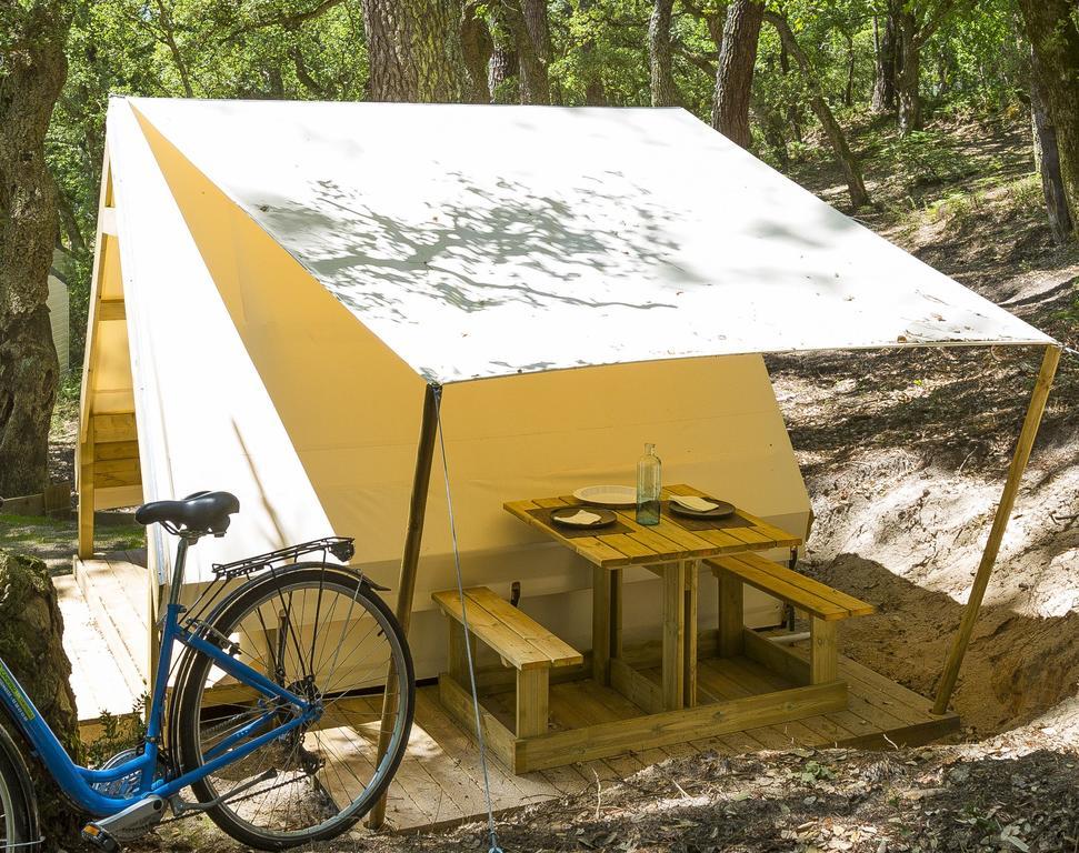 Camping Des Ribieres Confolens Eksteriør bilde