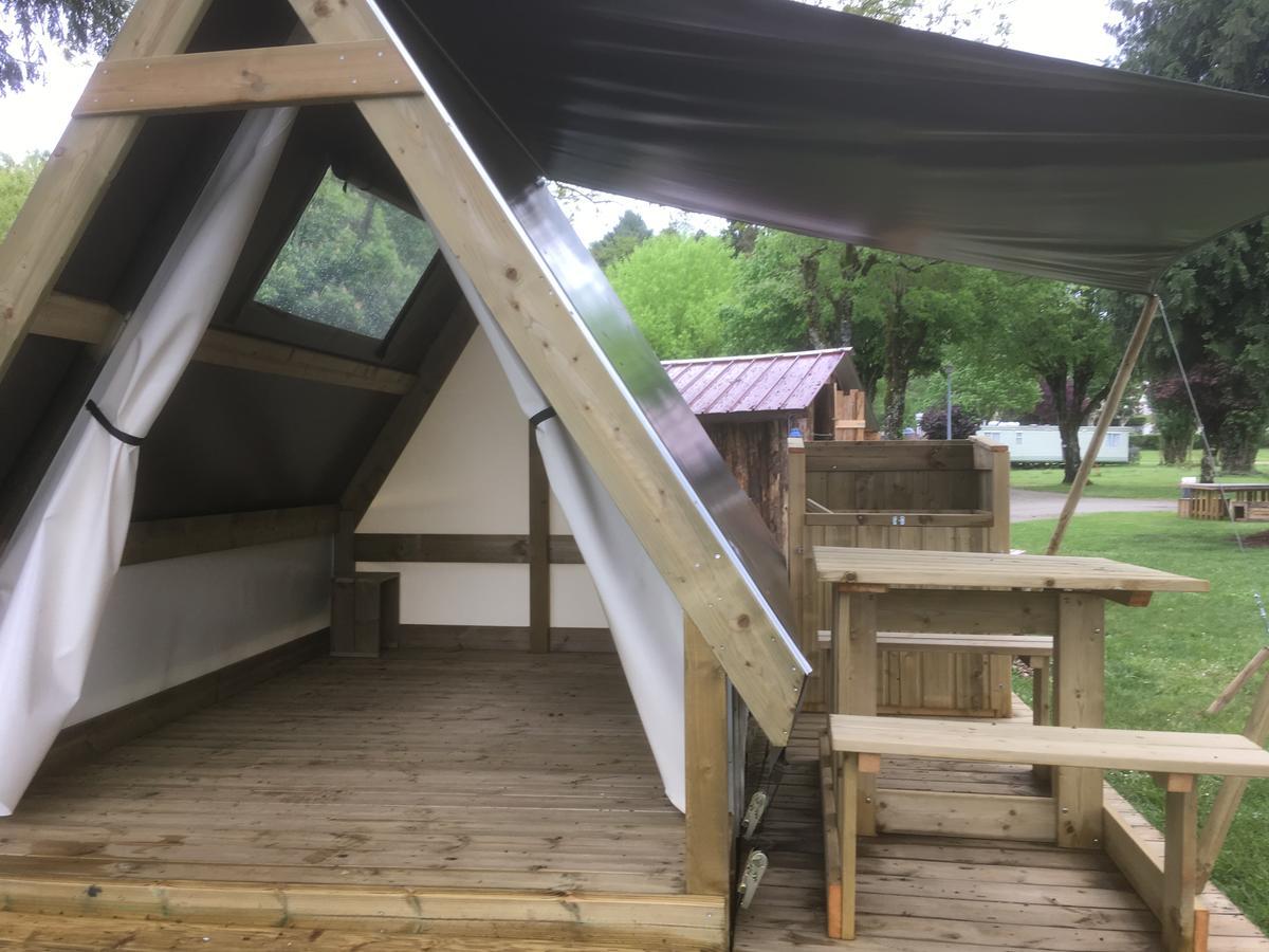 Camping Des Ribieres Confolens Eksteriør bilde